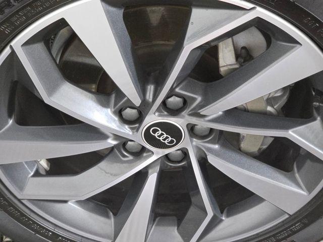 Photo of 2021 Brilliant Black Audi Q5