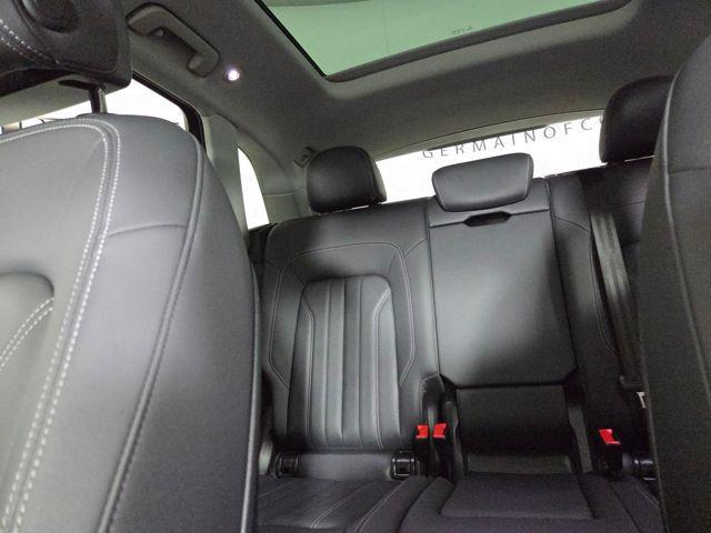 Photo of 2021 Brilliant Black Audi Q5