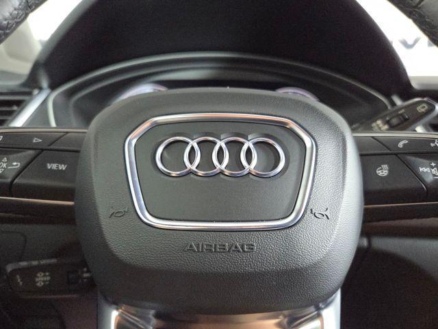 Photo of 2021 Brilliant Black Audi Q5
