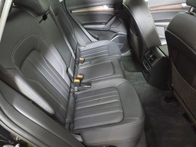 Photo of 2021 Brilliant Black Audi Q5