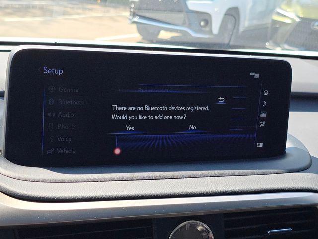 Photo of 2022 Ultra White Lexus RX 350