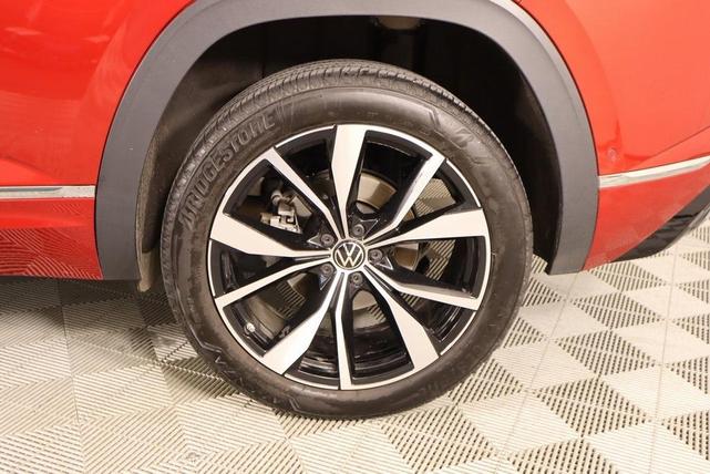 Photo of 2024 Aurora Red Metallic Volkswagen Atlas Cross Sport