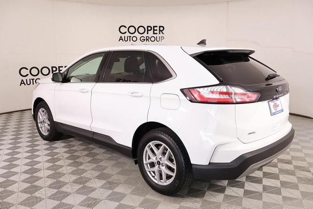Photo of 2024 Oxford White Ford Edge