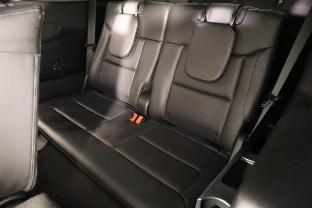 Photo of 2022 Carbonized Gray Metallic Ford Explorer