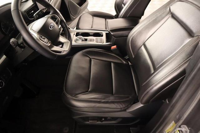 Photo of 2022 Carbonized Gray Metallic Ford Explorer