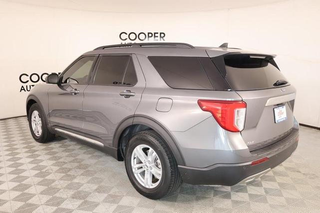 Photo of 2022 Carbonized Gray Metallic Ford Explorer