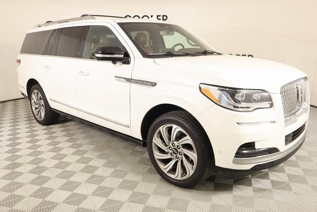 2022 Lincoln Navigator L