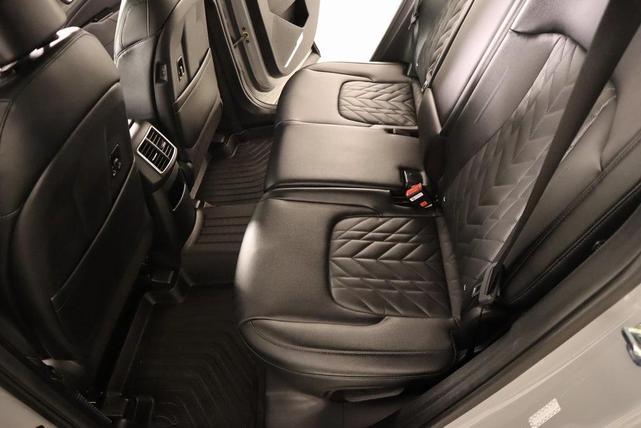 Photo of 2024 Ebony Black Kia Sportage