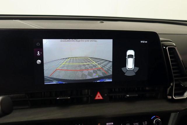 Photo of 2024 Ebony Black Kia Sportage