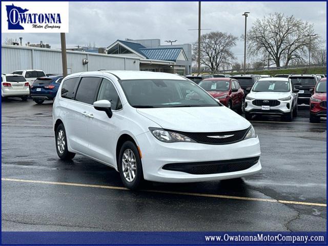 2023 Chrysler Voyager