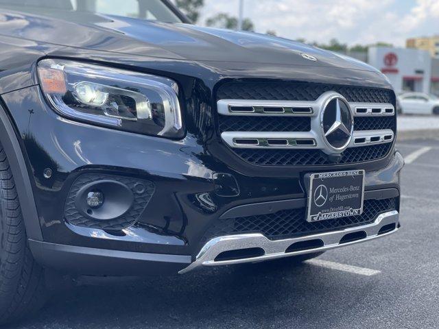 Photo of 2022 Midnight Black Mercedes-Benz GLB 250