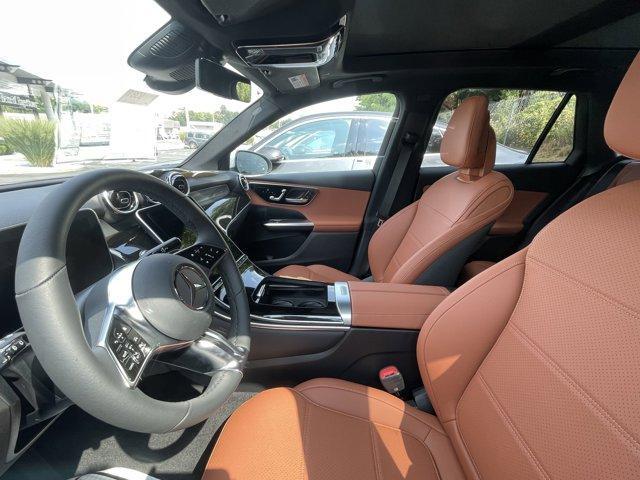 Photo of 2025 Cirrus Silver Metallic Mercedes-Benz GLC 300