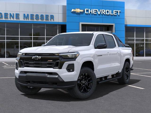 Photo of 2025 White Chevrolet Colorado