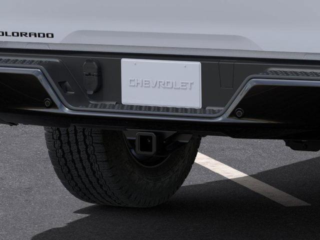 Photo of 2025 White Chevrolet Colorado