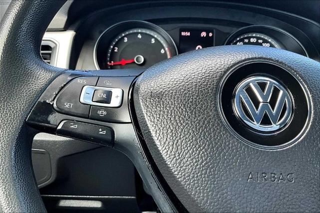 Photo of 2019 Pure White Volkswagen Atlas