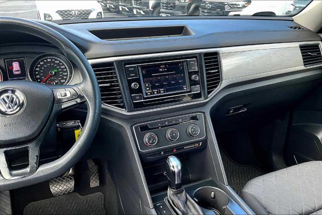 Photo of 2019 Pure White Volkswagen Atlas