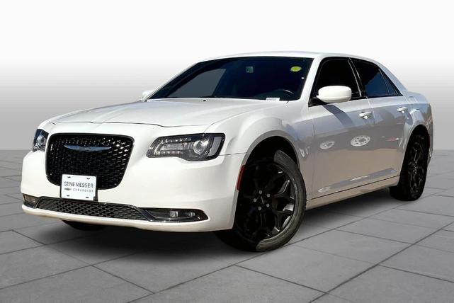 2019 Chrysler 300