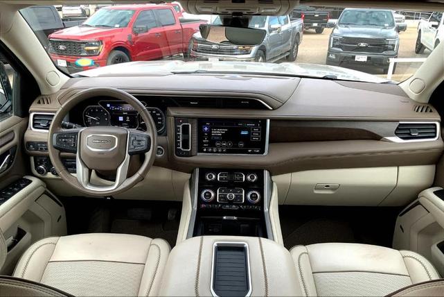 Photo of 2021 Beige Pearl Metallic GMC Yukon
