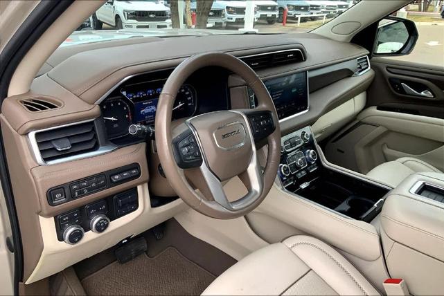 Photo of 2021 Beige Pearl Metallic GMC Yukon
