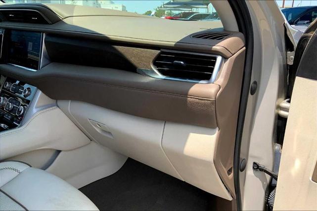 Photo of 2021 Beige Pearl Metallic GMC Yukon