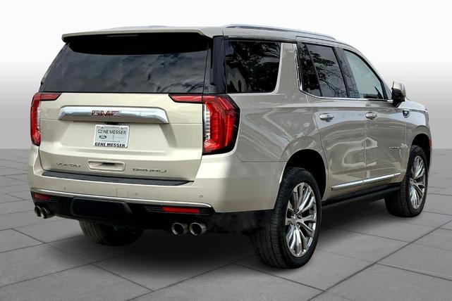 Photo of 2021 Beige Pearl Metallic GMC Yukon