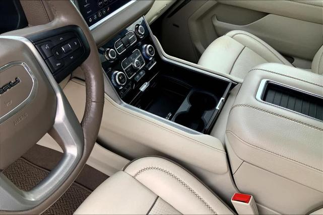 Photo of 2021 Beige Pearl Metallic GMC Yukon