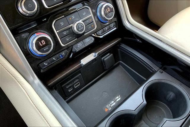 Photo of 2021 Beige Pearl Metallic GMC Yukon