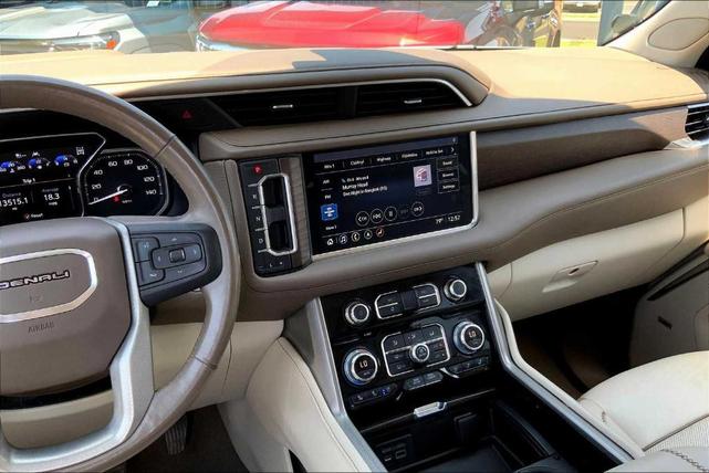 Photo of 2021 Beige Pearl Metallic GMC Yukon
