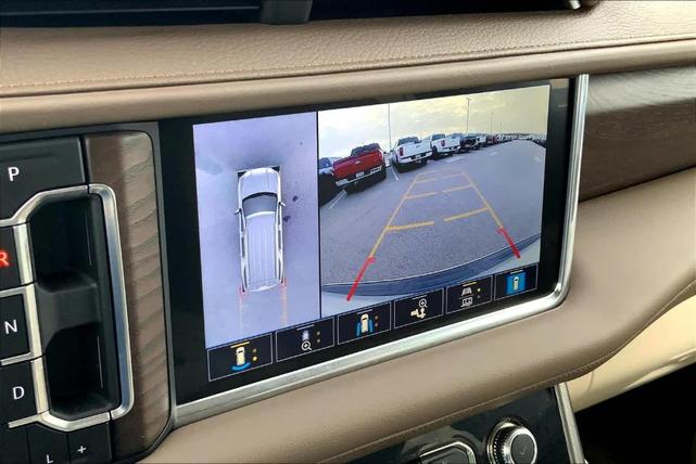 Photo of 2021 Beige Pearl Metallic GMC Yukon