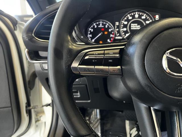 Photo of 2022 Snowflake White Pearl Mica Mazda Mazda3