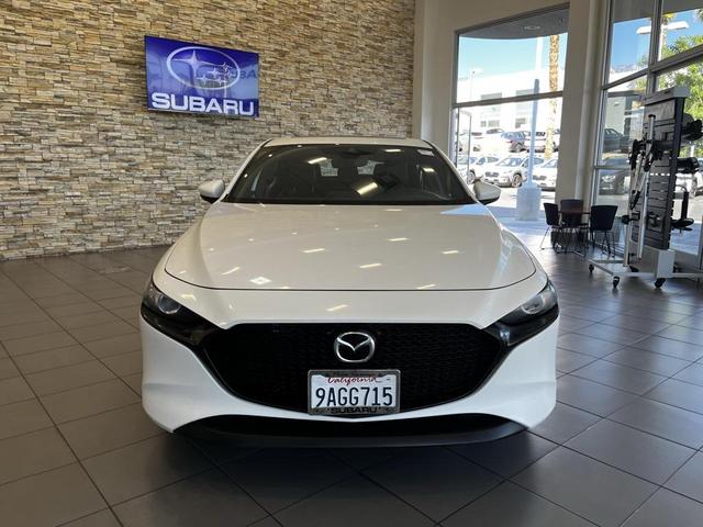 Photo of 2022 Snowflake White Pearl Mica Mazda Mazda3