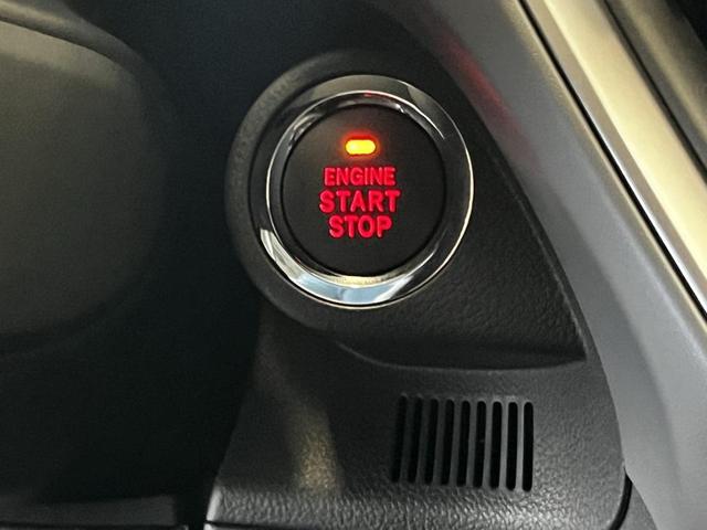 Photo of 2025 Gray Pearl Subaru Crosstrek