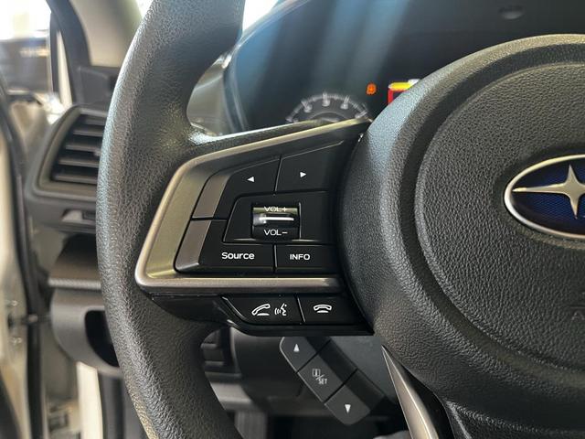 Photo of 2023 Crystal White Pearl Subaru Impreza