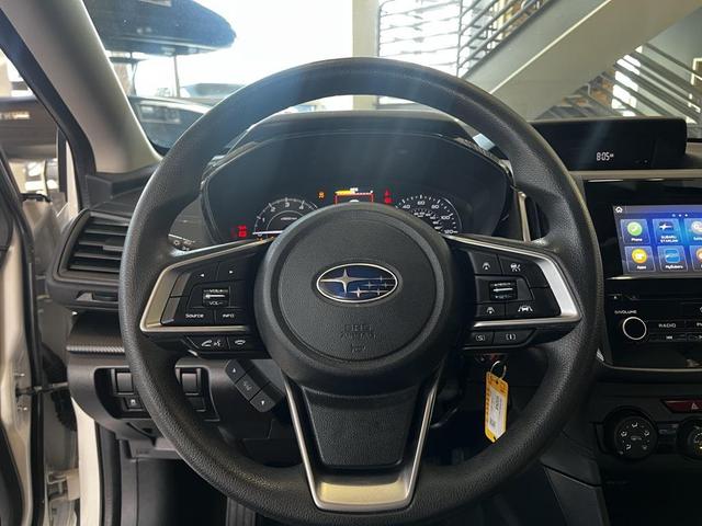 Photo of 2023 Crystal White Pearl Subaru Impreza