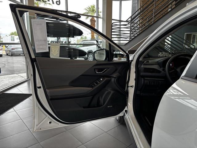 Photo of 2025 Crystal White Pearl Subaru Crosstrek