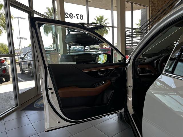 Photo of 2025 Crystal White Pearl Subaru Outback