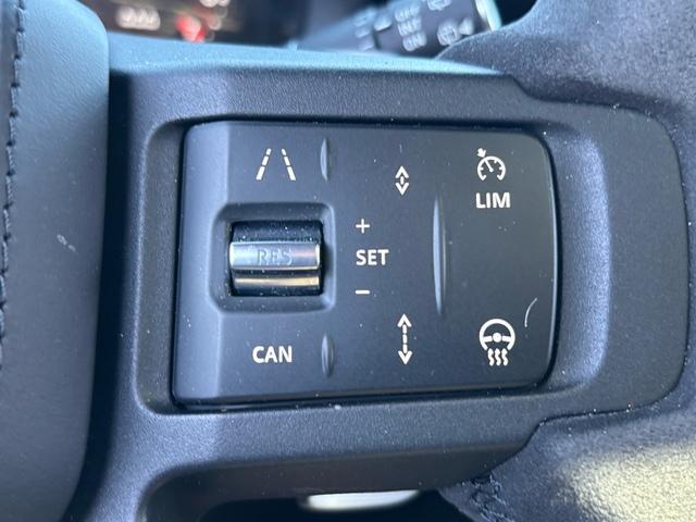 Photo of 2024 Santorini Black Land Rover Defender