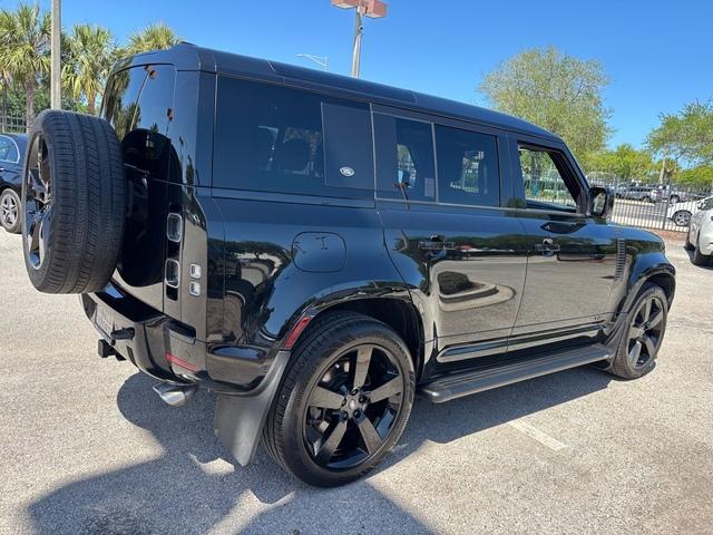 Photo of 2024 Santorini Black Land Rover Defender