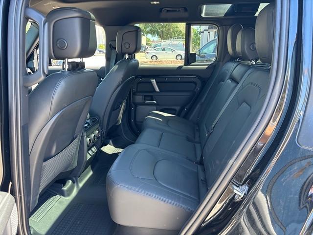 Photo of 2024 Santorini Black Land Rover Defender