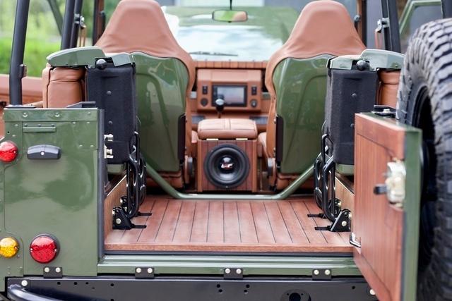 Photo of 1999 ORDER Land Rover Defender