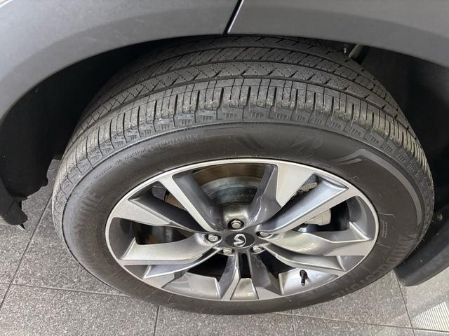 Photo of 2024 Majestic White INFINITI QX60