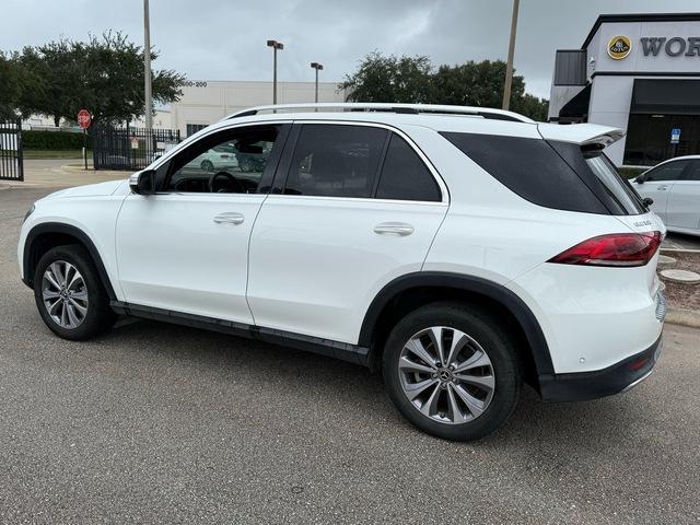 Photo of 2023 White Mercedes-Benz GLE 350