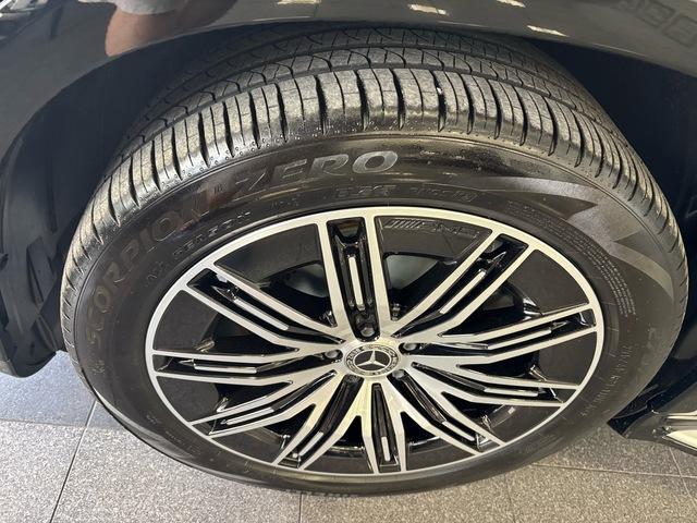 Photo of 2024 Black Mercedes-Benz EQS 450+