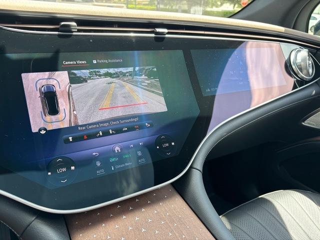 Photo of 2024 Black Mercedes-Benz EQS 450+