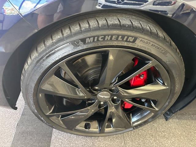 Photo of 2023 Blue Genesis G70
