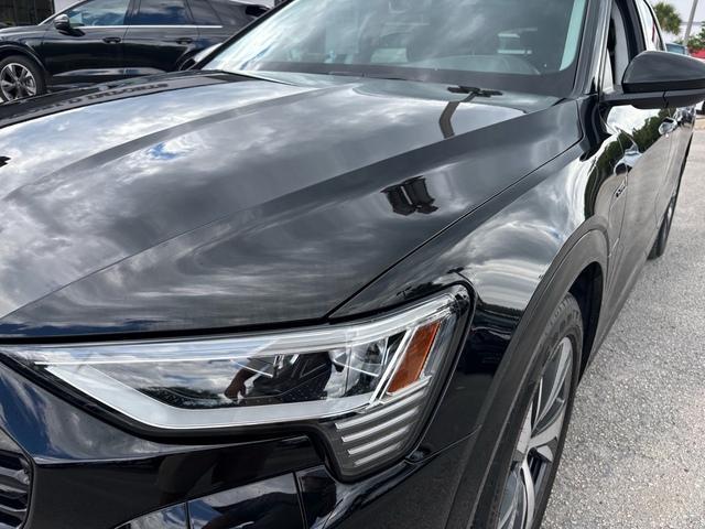 Photo of 2024 Mythos Black Metallic Audi Q8 e-tron