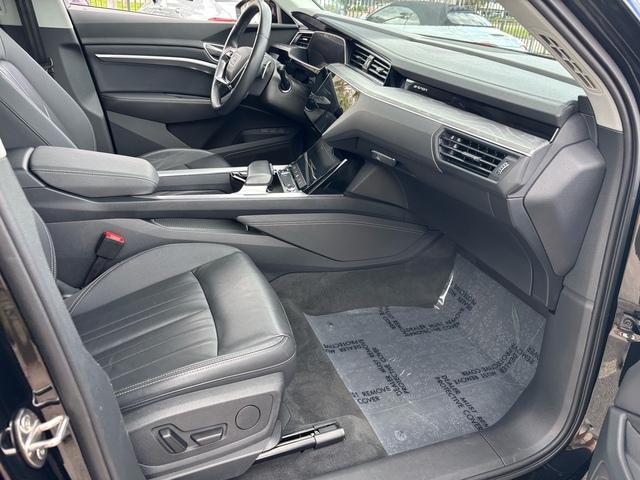 Photo of 2024 Mythos Black Metallic Audi Q8 e-tron