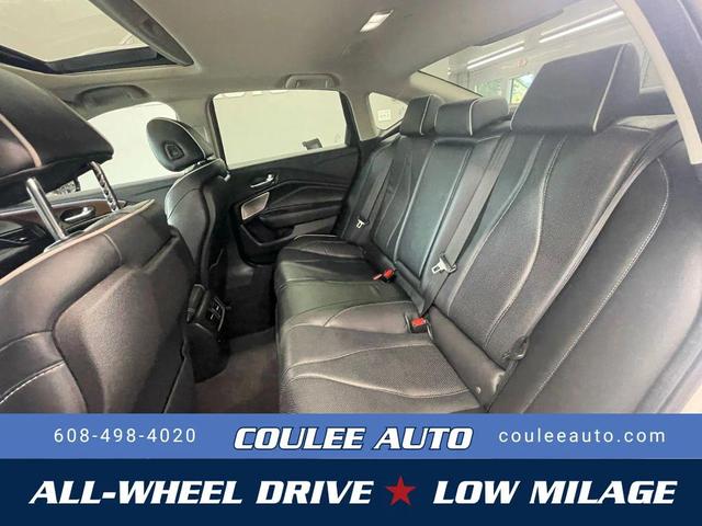 Photo of 2021 Platinum White Pearl Acura TLX