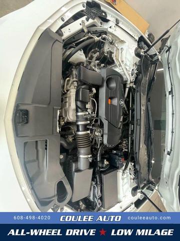 Photo of 2021 Platinum White Pearl Acura TLX