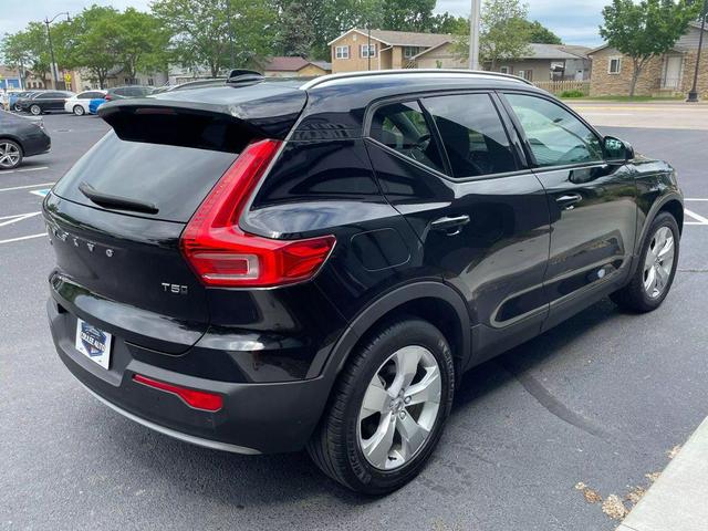 Photo of 2022 Black Stone Volvo XC40